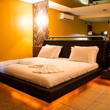 Village Motel (Adults Only) Форталеза Екстериор снимка