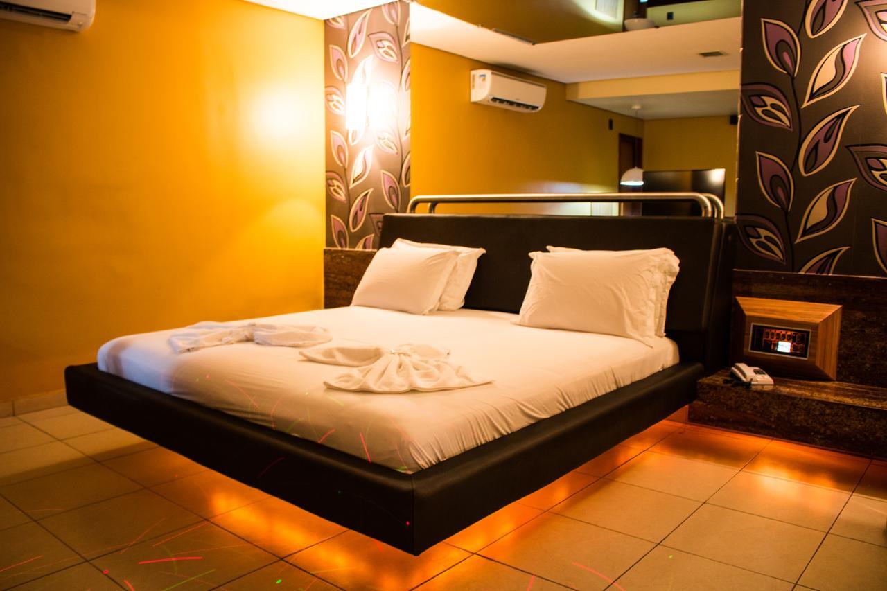 Village Motel (Adults Only) Форталеза Екстериор снимка