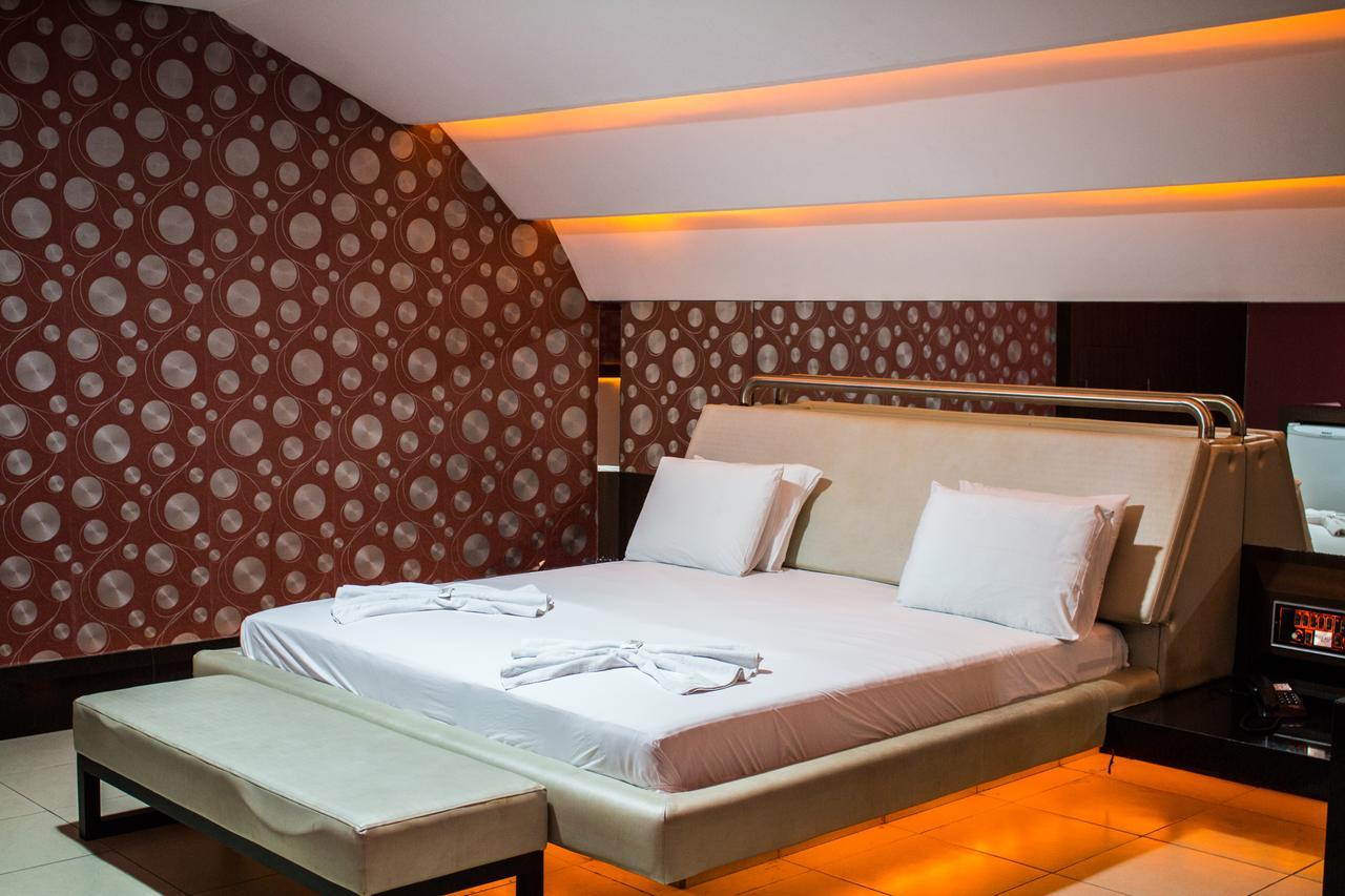 Village Motel (Adults Only) Форталеза Екстериор снимка