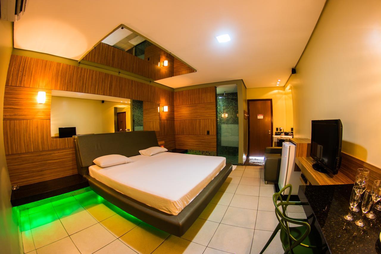 Village Motel (Adults Only) Форталеза Екстериор снимка